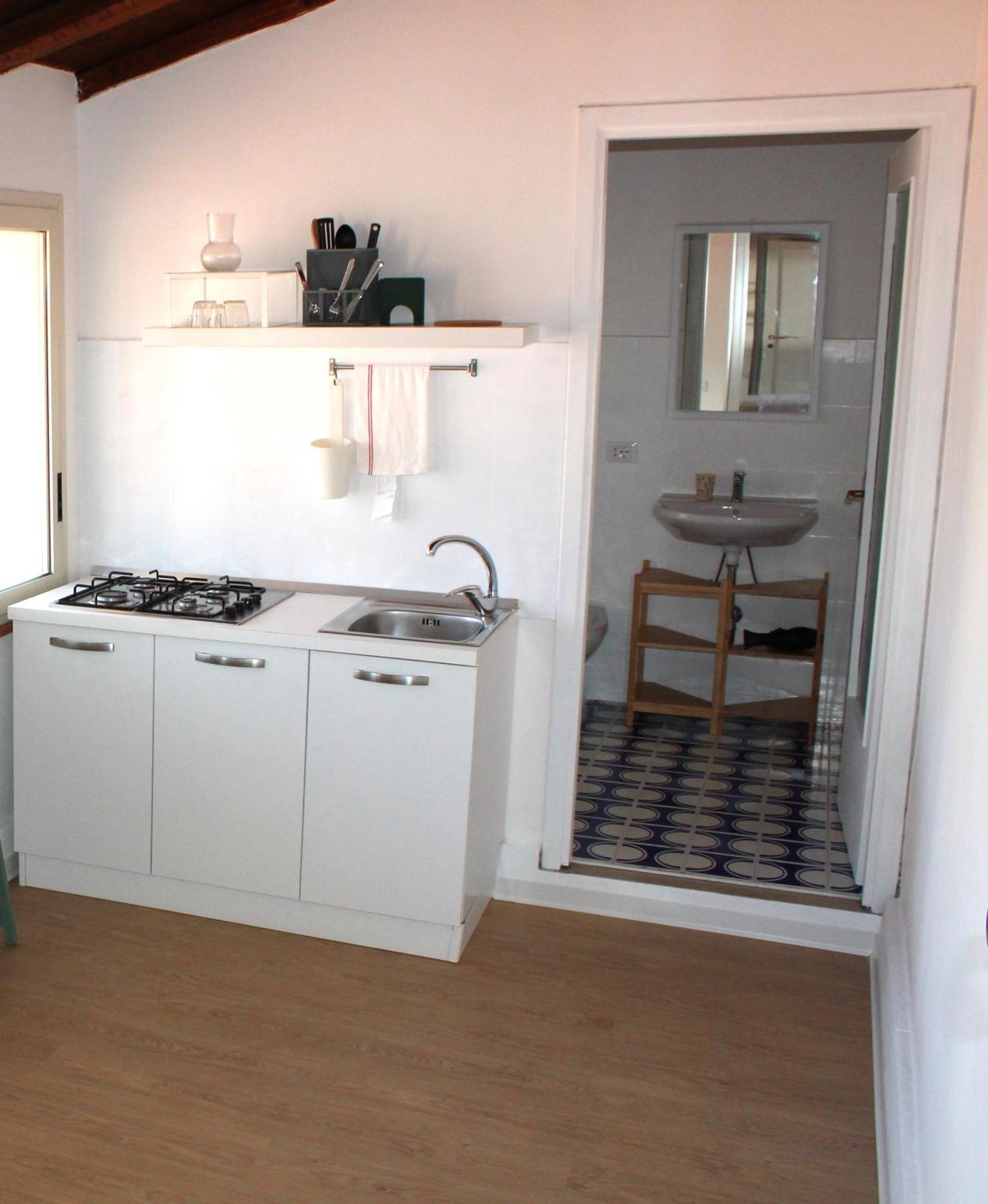 Terrasini 2000 Home Holidays Bagian luar foto