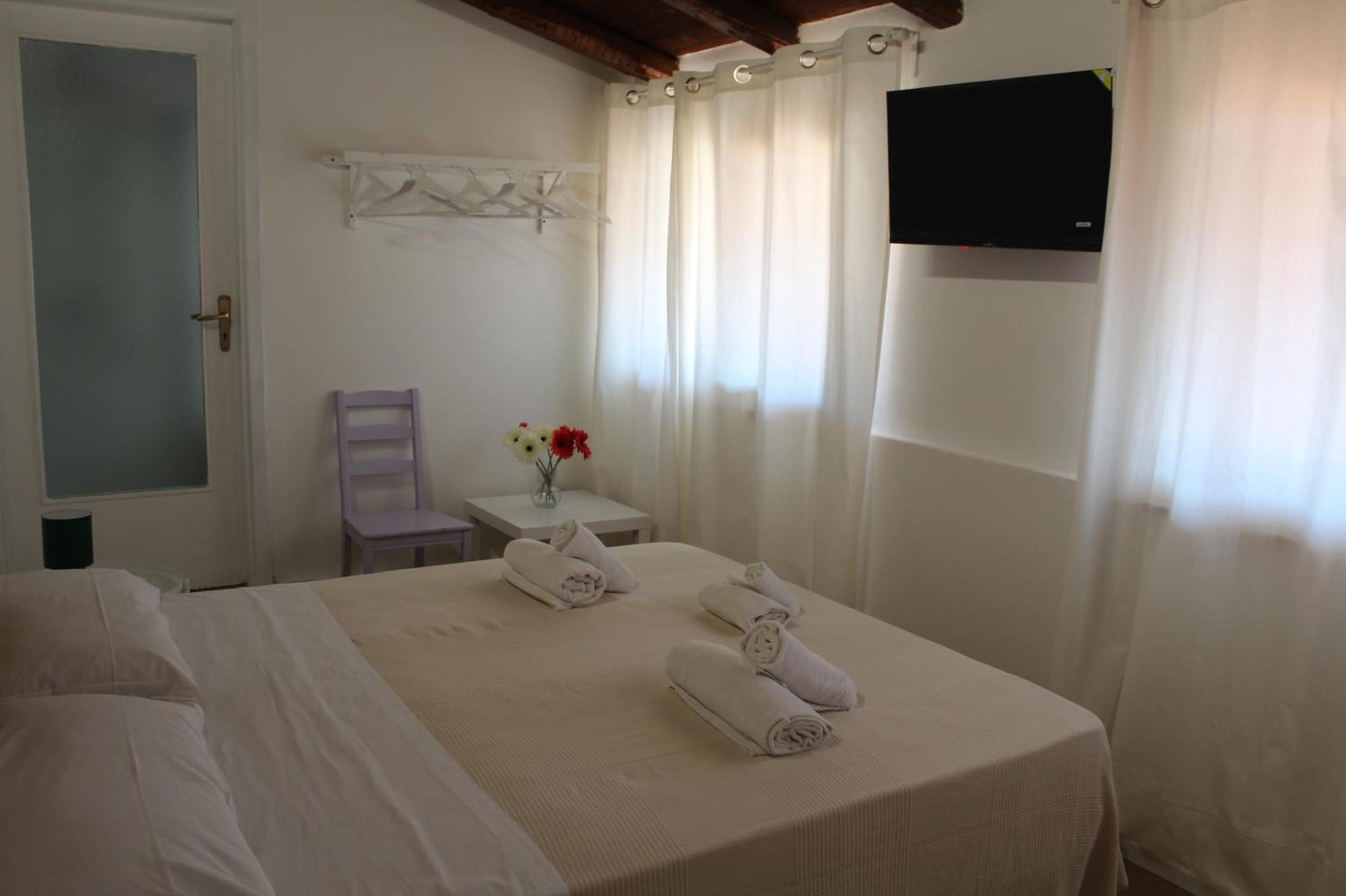 Terrasini 2000 Home Holidays Bagian luar foto