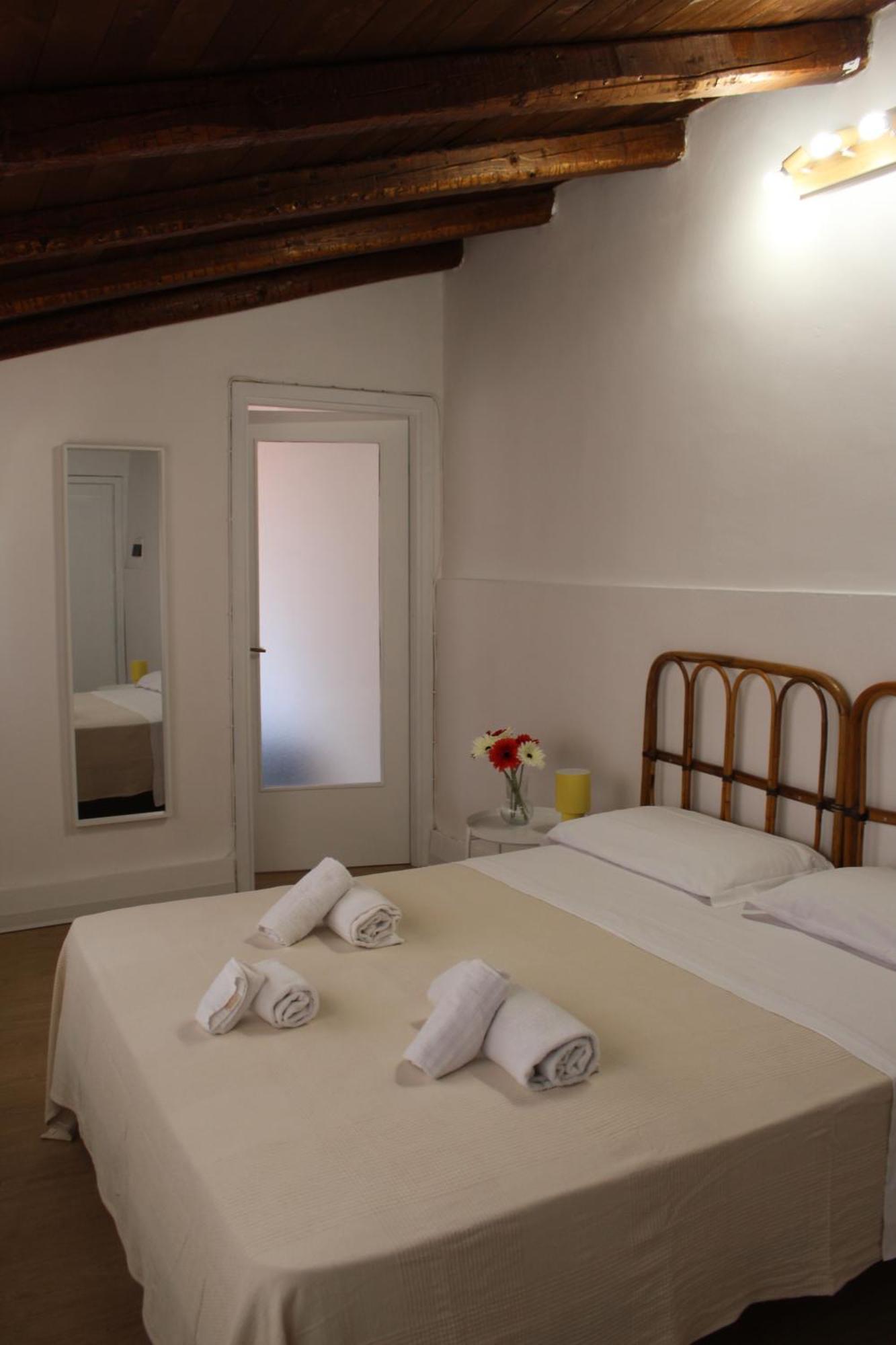 Terrasini 2000 Home Holidays Bagian luar foto