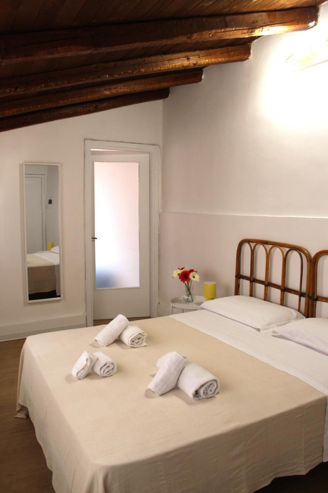 Terrasini 2000 Home Holidays Bagian luar foto